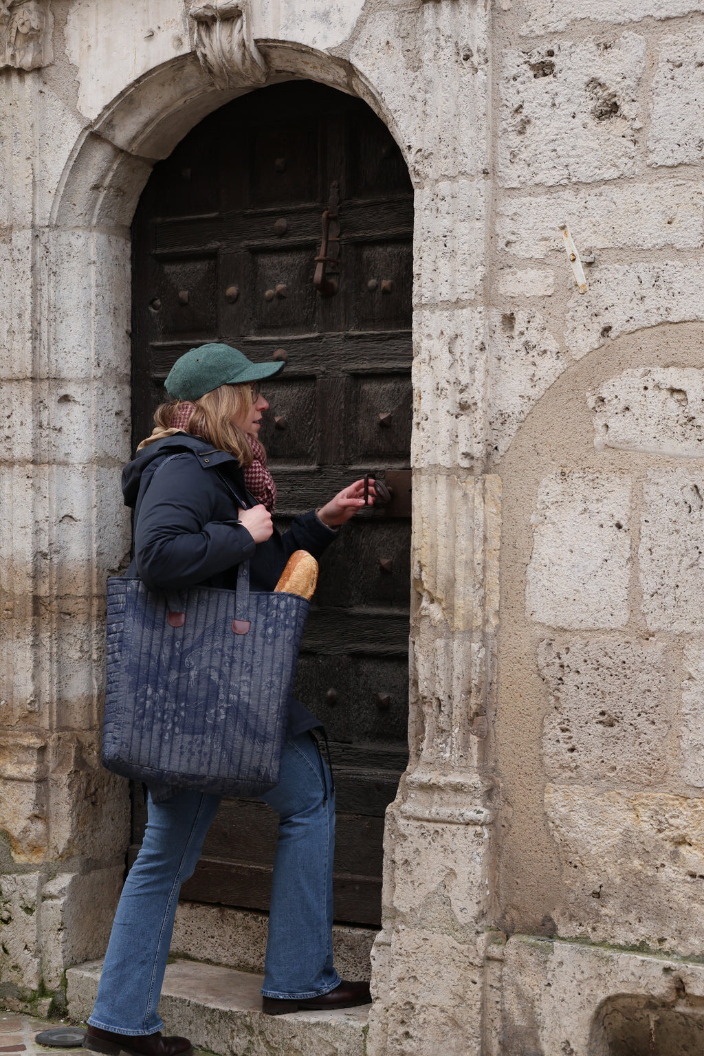 Sac cabas matelassé Le Titi Sac en denim imprimé bleu et cuir, création artisanale française, chartres