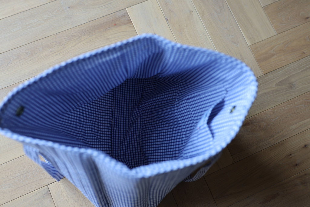 Sac cabas matelassé Le Titi Sac en coton vichy bleu et cuir, cousu dans mon atelier, vue intérieur
